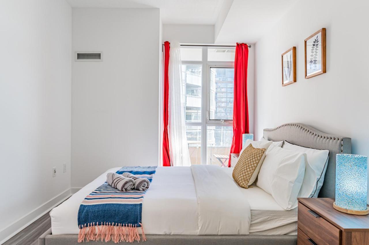 Leckie Luxurious Suites 多伦多 外观 照片